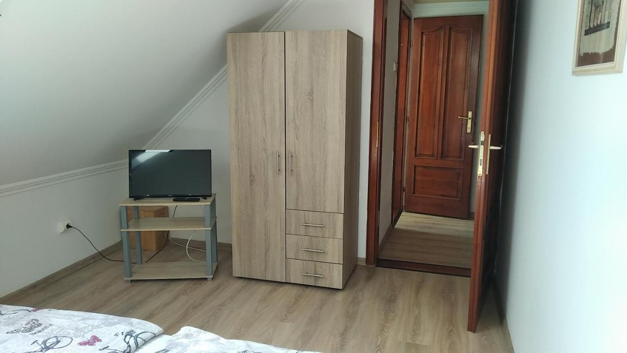 Hellasz Apartman Gyula Luaran gambar